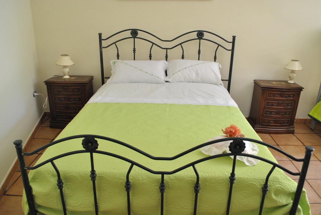 B&B Ginevra Pulsano Bagian luar foto
