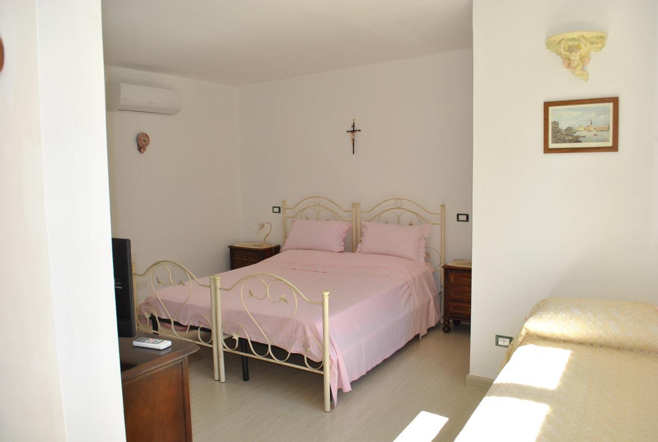B&B Ginevra Pulsano Bagian luar foto