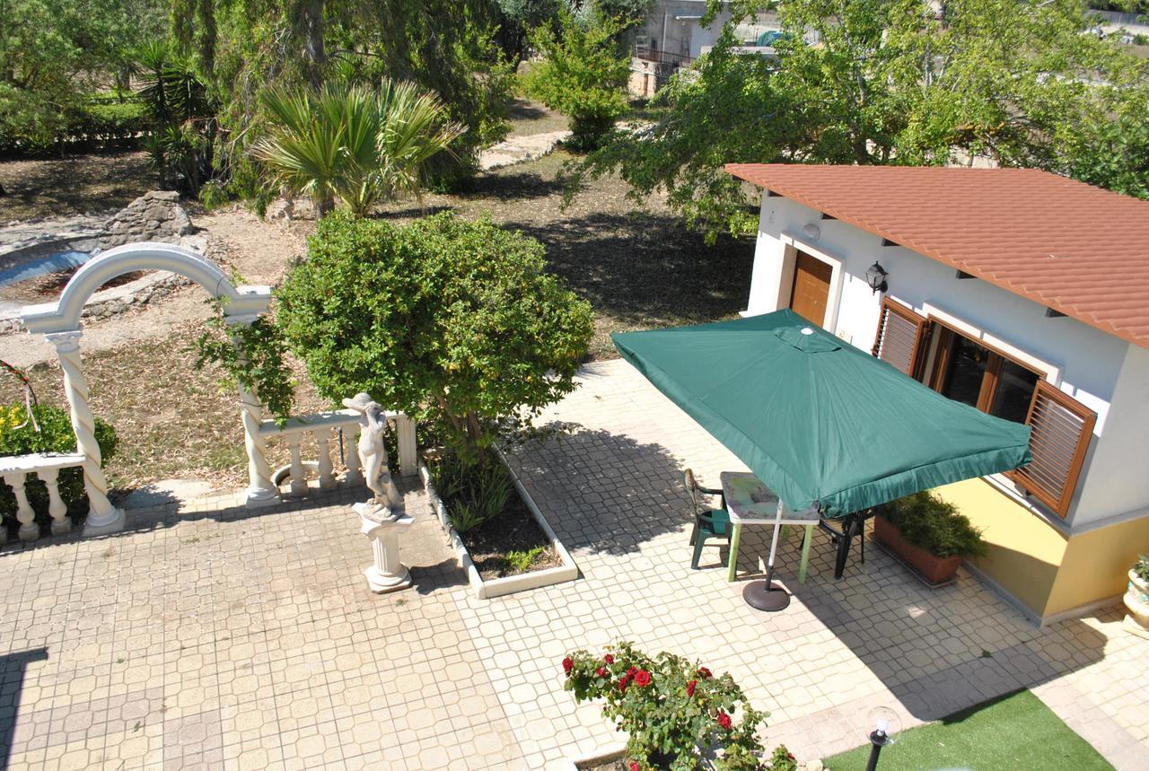 B&B Ginevra Pulsano Bagian luar foto