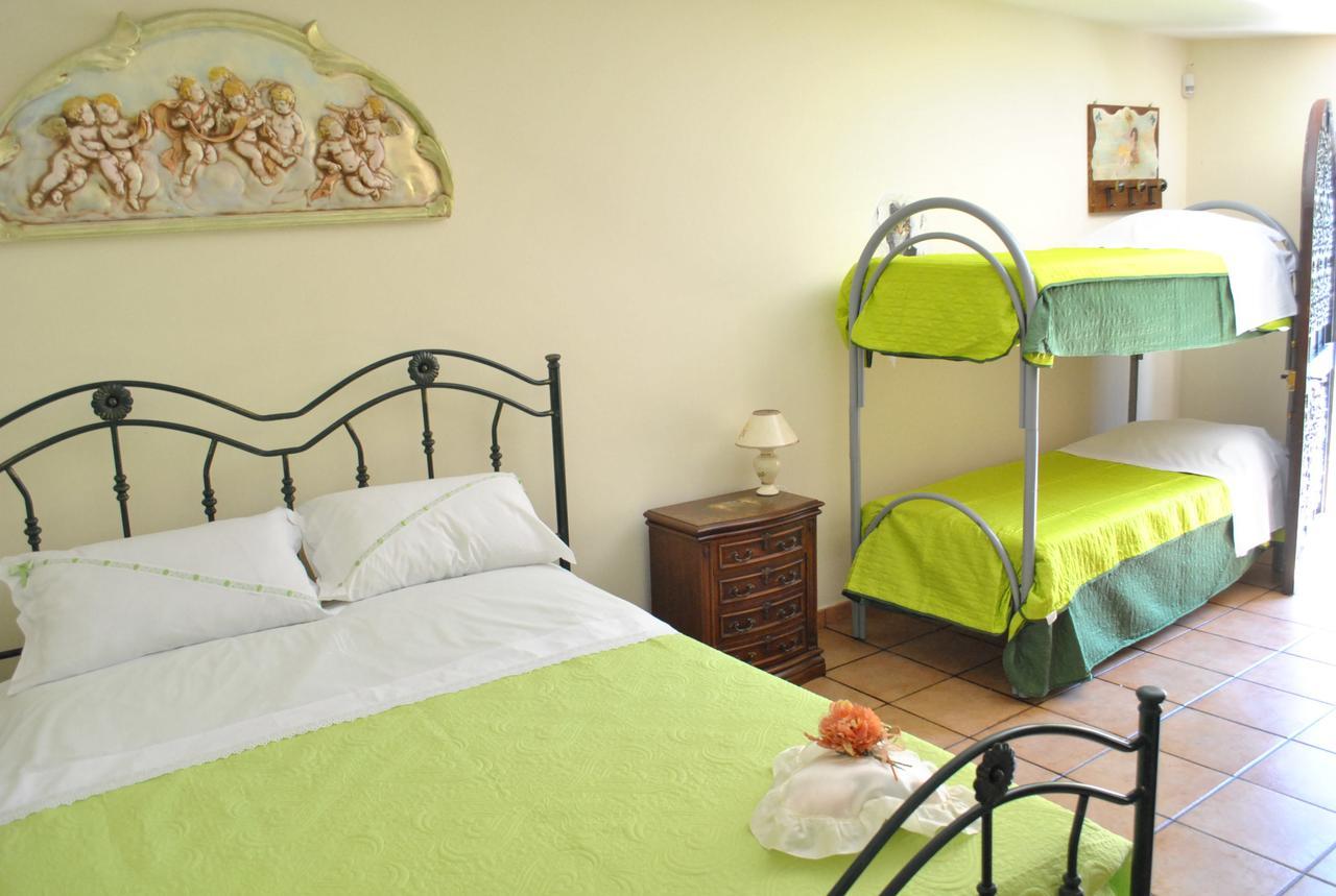B&B Ginevra Pulsano Bagian luar foto