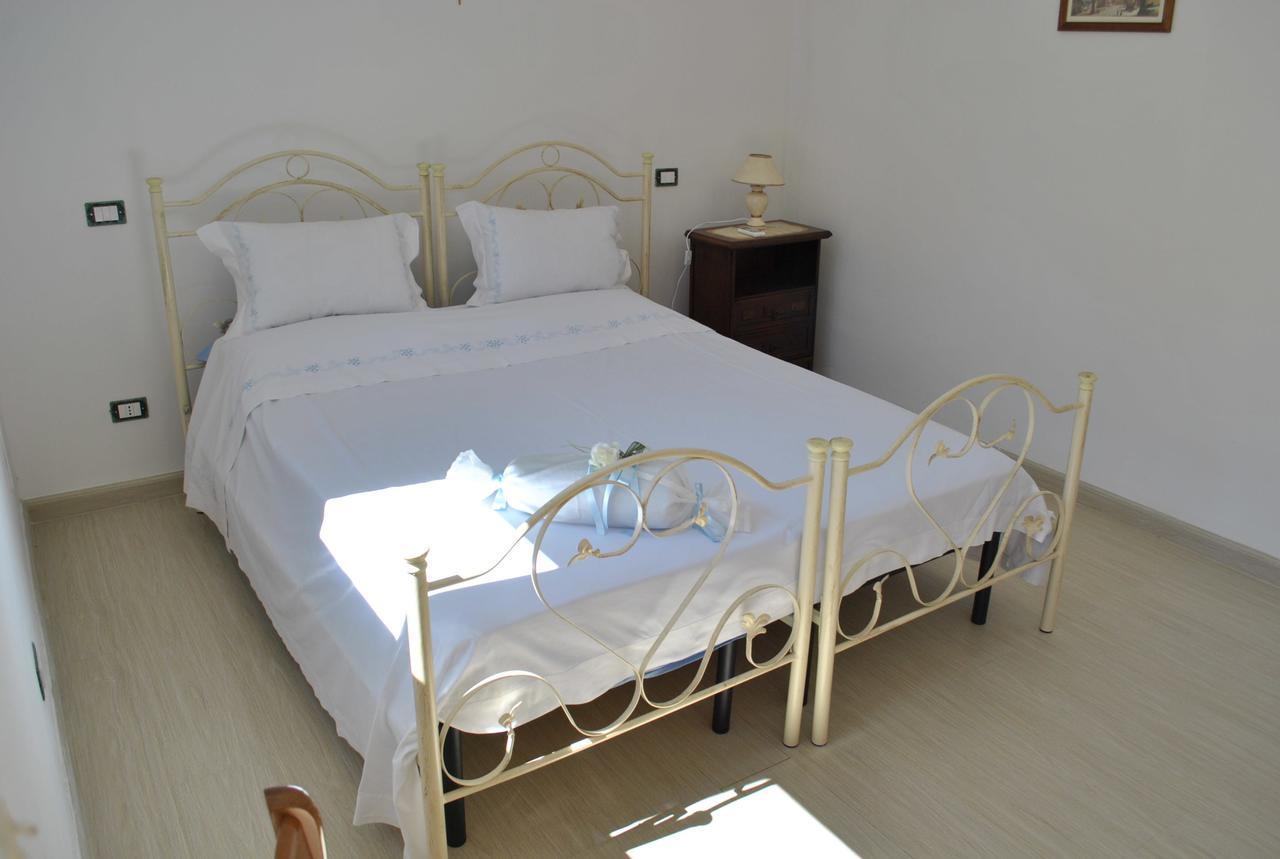 B&B Ginevra Pulsano Bagian luar foto
